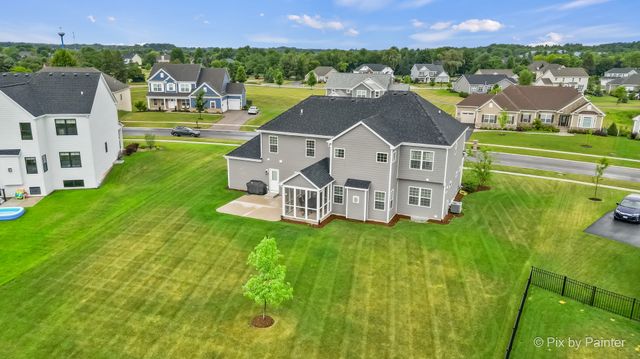 04N200 Norton Lake Circle, Campton Hills, IL 60175