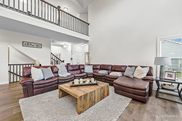 04N200 Norton Lake Circle, Campton Hills, IL 60175