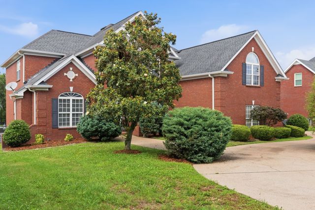 1145 Bayard Ave, Murfreesboro, TN 37130