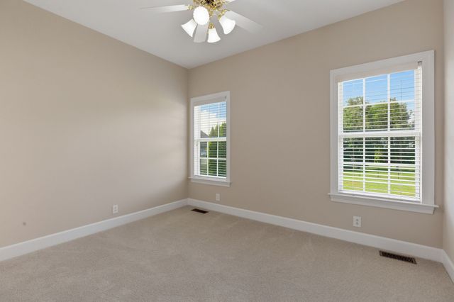 1145 Bayard Ave, Murfreesboro, TN 37130