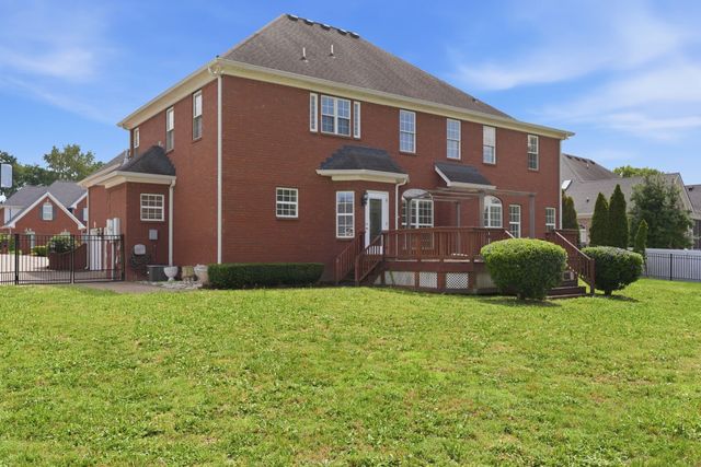 1145 Bayard Ave, Murfreesboro, TN 37130