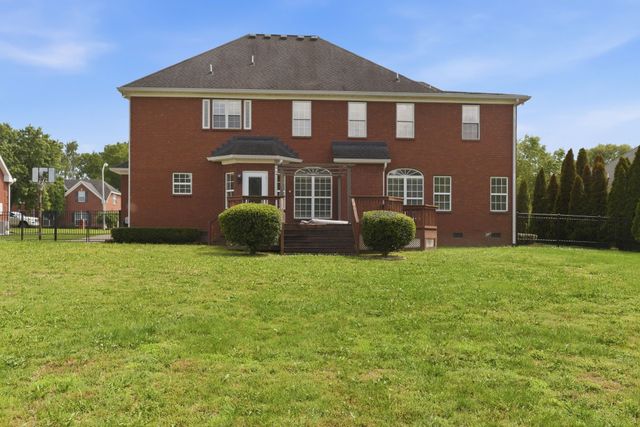 1145 Bayard Ave, Murfreesboro, TN 37130