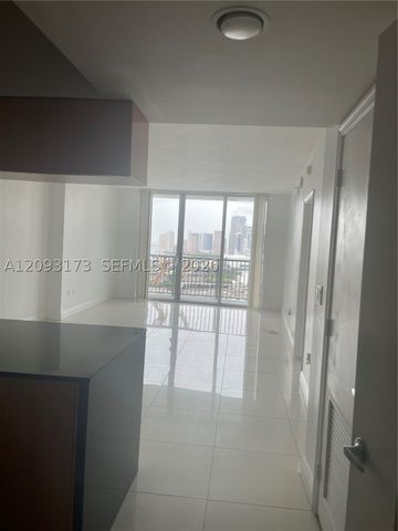 1750 N Bayshore Dr 2810, Miami, FL 33132