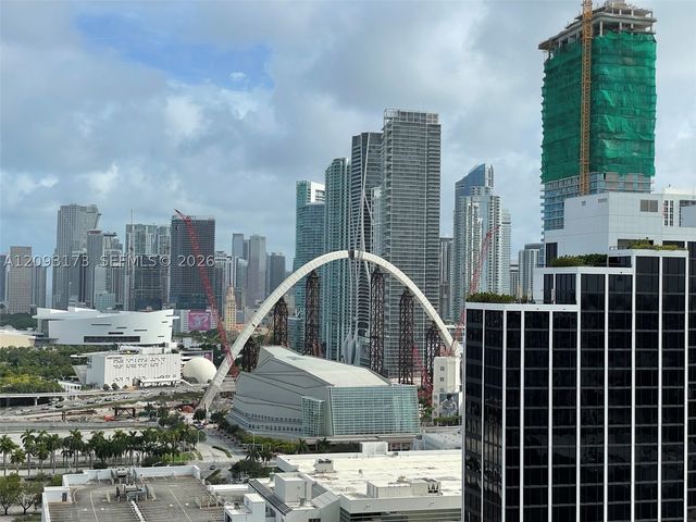1750 N Bayshore Dr 2810, Miami, FL 33132