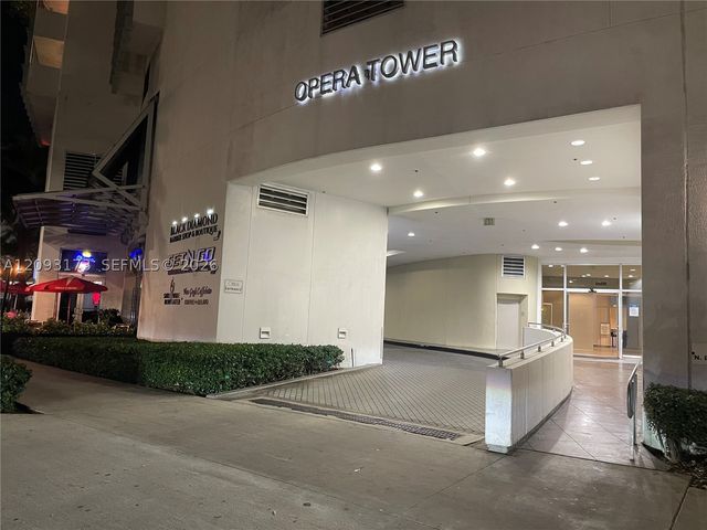 1750 N Bayshore Dr 2810, Miami, FL 33132