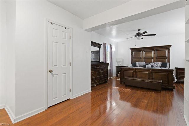221 Hahn PL, Newport News, VA 23602