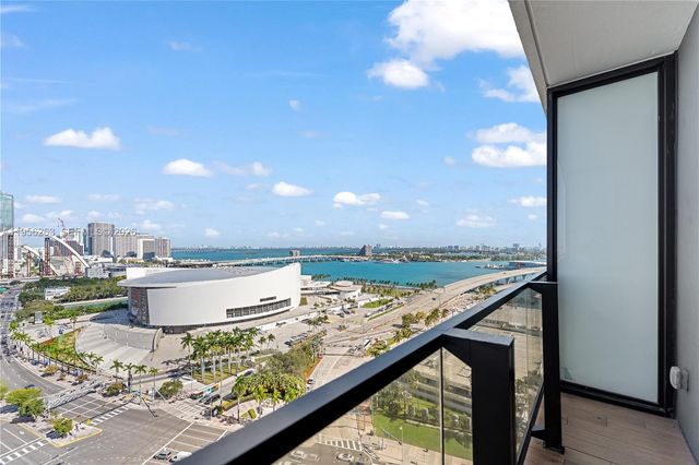 398 NE 5th St 1408, Miami, FL 33132