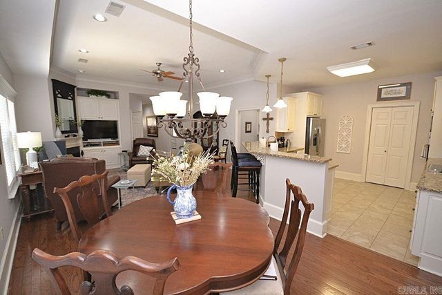 1805 Stagecoach Village, Little Rock, AR 72210