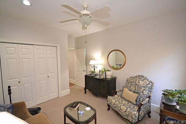 1805 Stagecoach Village, Little Rock, AR 72210