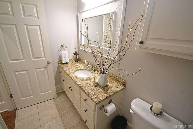 1805 Stagecoach Village, Little Rock, AR 72210