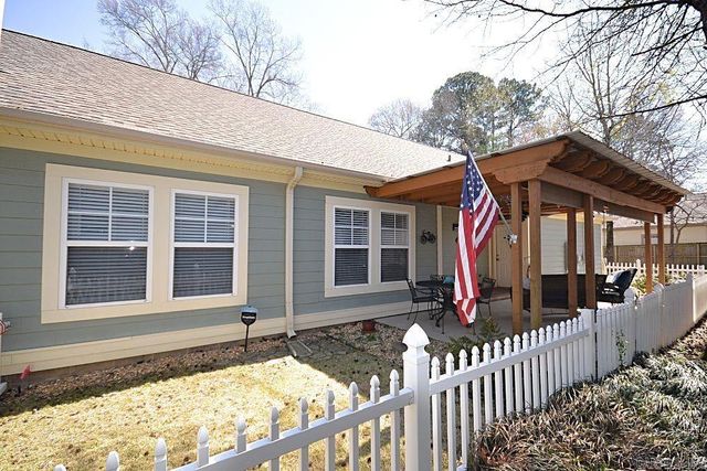 1805 Stagecoach Village, Little Rock, AR 72210