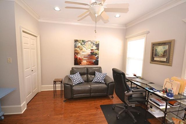 1805 Stagecoach Village, Little Rock, AR 72210