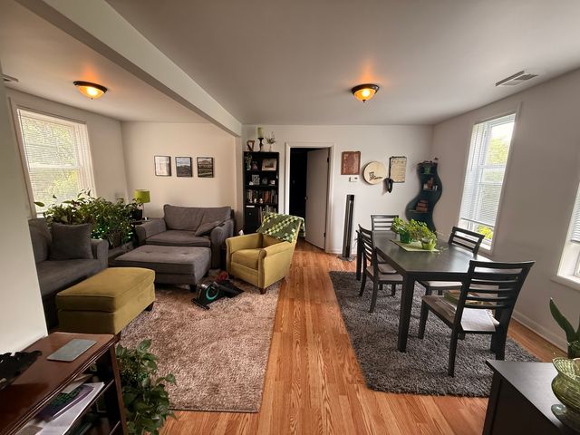 2925 N Damen Avenue, Chicago, IL 60618
