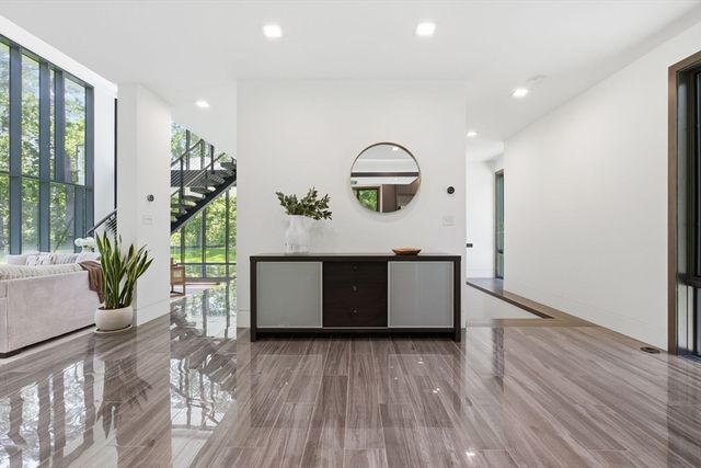 20 Dogwood Ln, North Reading, MA 01864