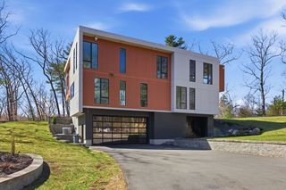 20 Dogwood Ln, North Reading, MA 01864