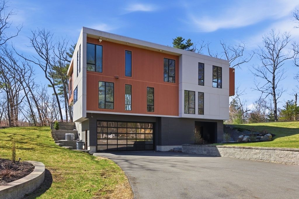 20 Dogwood Ln, North Reading, MA 01864