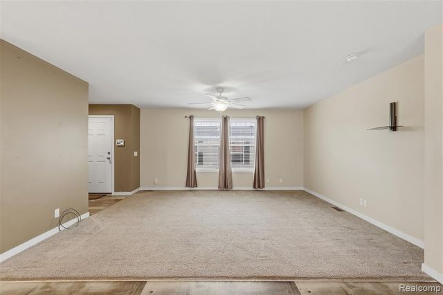 9725 Aspen Lane, Ypsilanti, MI 48198