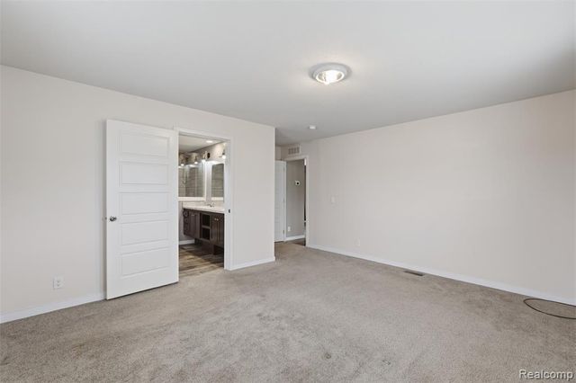 9725 Aspen Lane, Ypsilanti, MI 48198