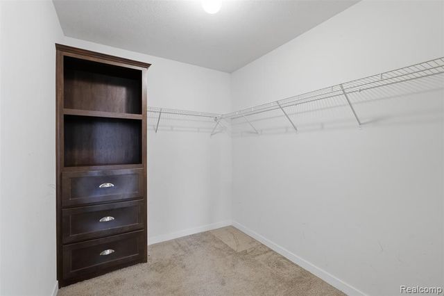 9725 Aspen Lane, Ypsilanti, MI 48198