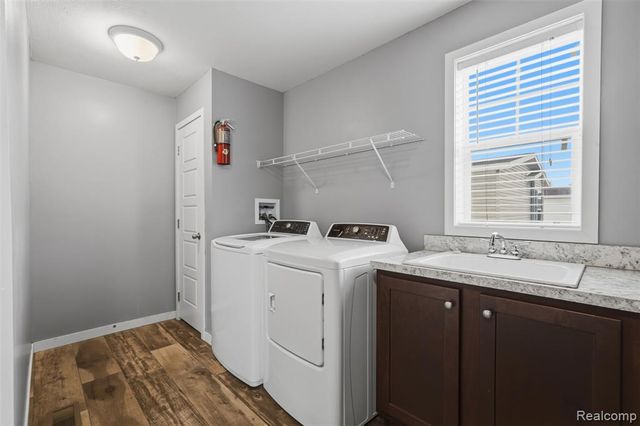 9725 Aspen Lane, Ypsilanti, MI 48198