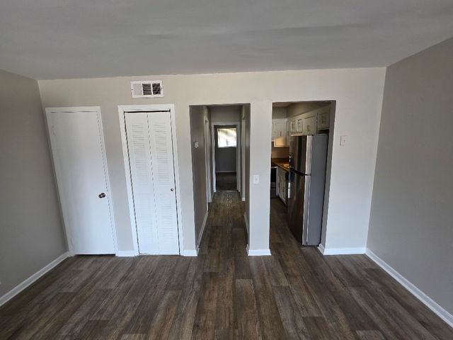 800 Anderson Ln Apt B6, Madison, TN 37115