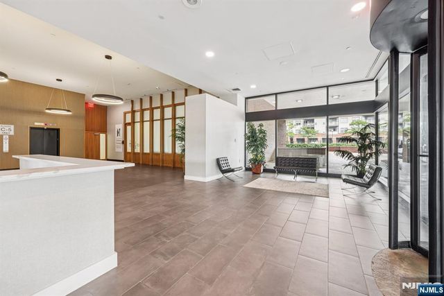 2 Executive Drive 601, Fort Lee, NJ 07024