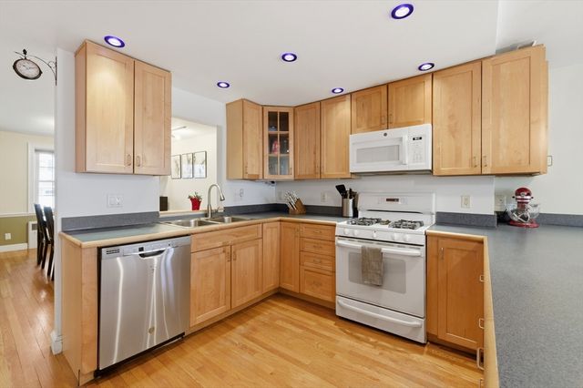 15 Ellison Road, Lexington, MA 02420