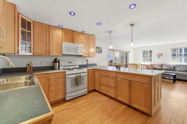 15 Ellison Road, Lexington, MA 02420