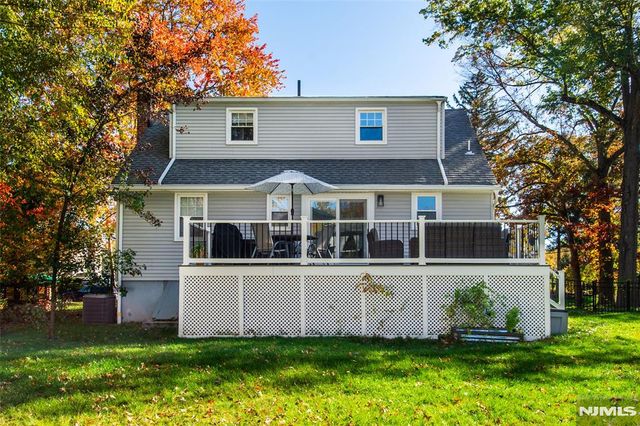 112 Lafayette Avenue, Twp Of Washington, NJ 07676
