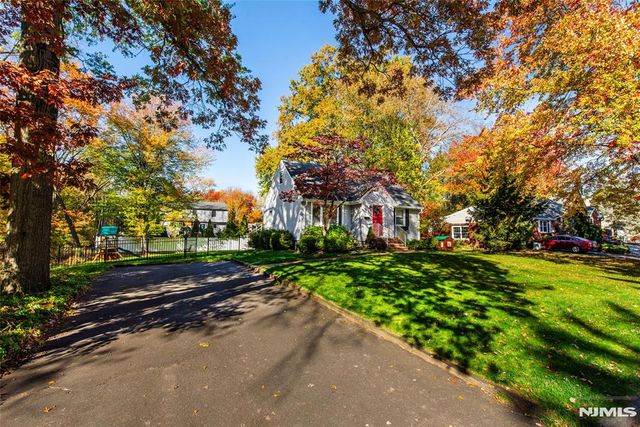 112 Lafayette Avenue, Twp Of Washington, NJ 07676