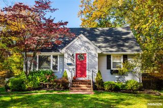112 Lafayette Avenue, Twp Of Washington, NJ 07676