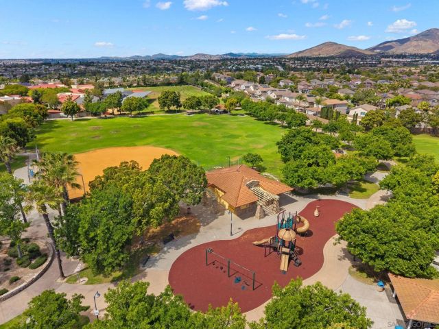 814 Caminito Francisco, Chula Vista, CA 91913