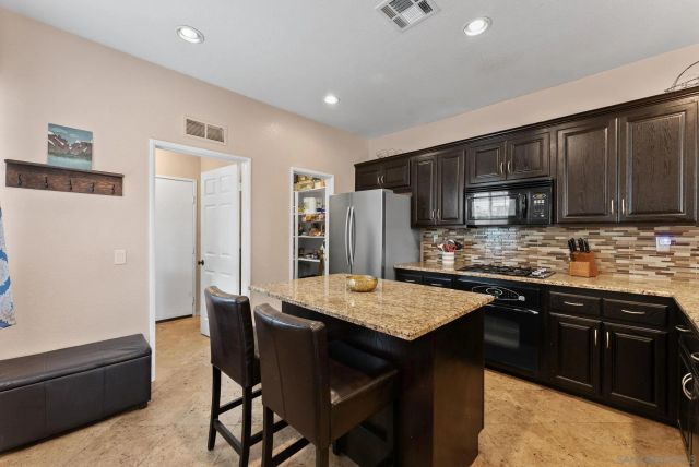 814 Caminito Francisco, Chula Vista, CA 91913