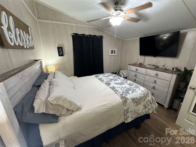 111 Hickory Circle, New London, NC 28127