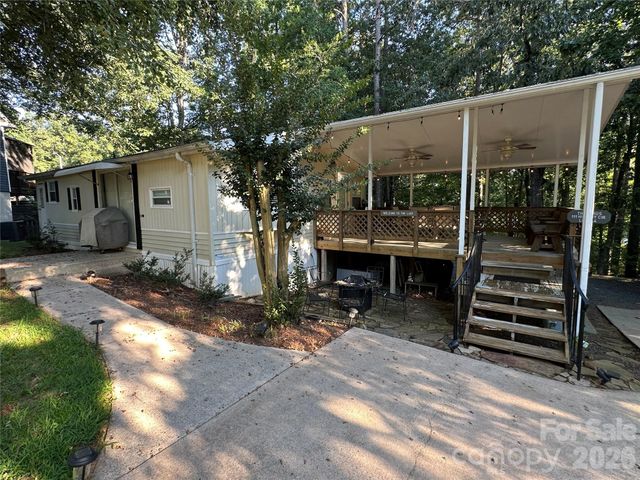 111 Hickory Circle, New London, NC 28127