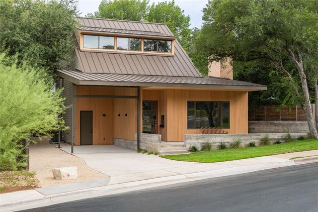 1102 Charlotte ST, Austin, TX 78703
