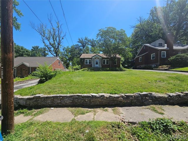 18 S Barat Avenue, Ferguson, MO 63135