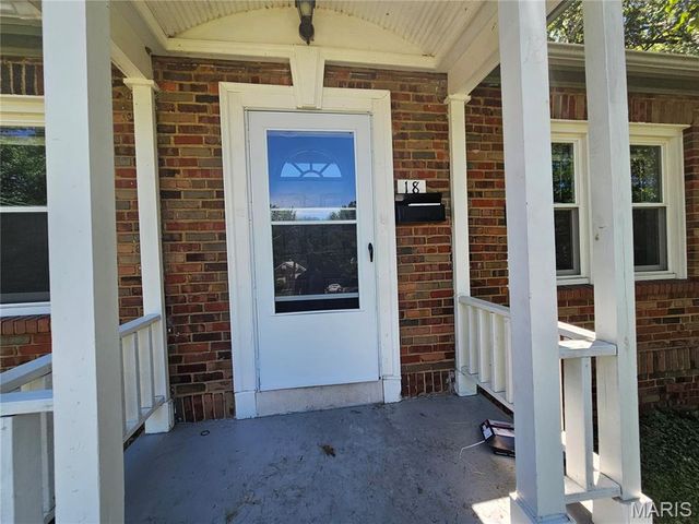 18 S Barat Avenue, Ferguson, MO 63135