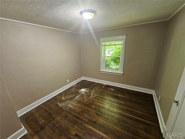18 S Barat Avenue, Ferguson, MO 63135