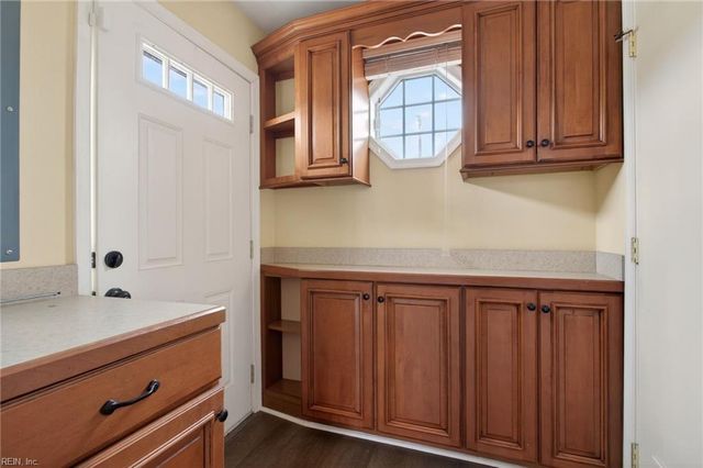 1019 Little Bay AVE, Norfolk, VA 23503