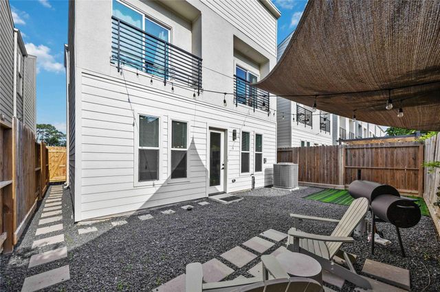 2337 Paul Quinn Street, Houston, TX 77091