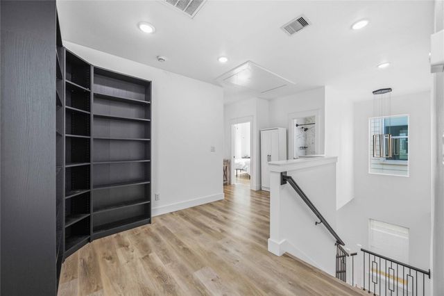 2337 Paul Quinn Street, Houston, TX 77091