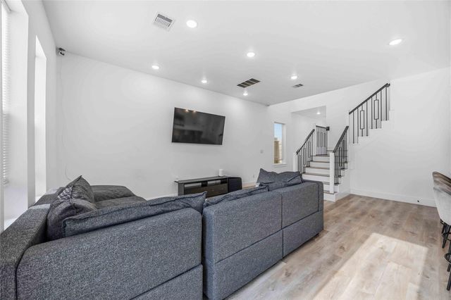 2337 Paul Quinn Street, Houston, TX 77091