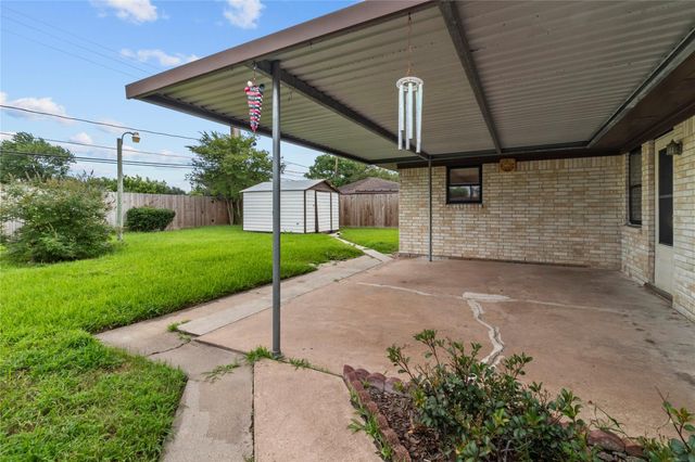 14115 Lantern Lane, Houston, TX 77015
