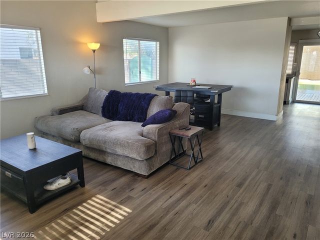 4755 Ashbrook Place, Las Vegas, NV 89147