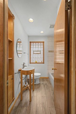 11011 S Avenue L, Chicago, IL 60617