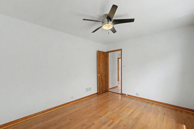 11011 S Avenue L, Chicago, IL 60617