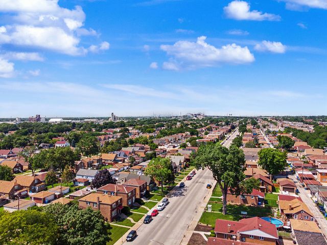 11011 S Avenue L, Chicago, IL 60617