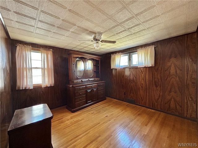 68 Lyndale Court, West Seneca, NY 14224