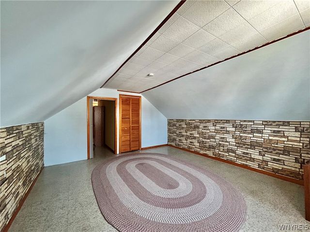 68 Lyndale Court, West Seneca, NY 14224